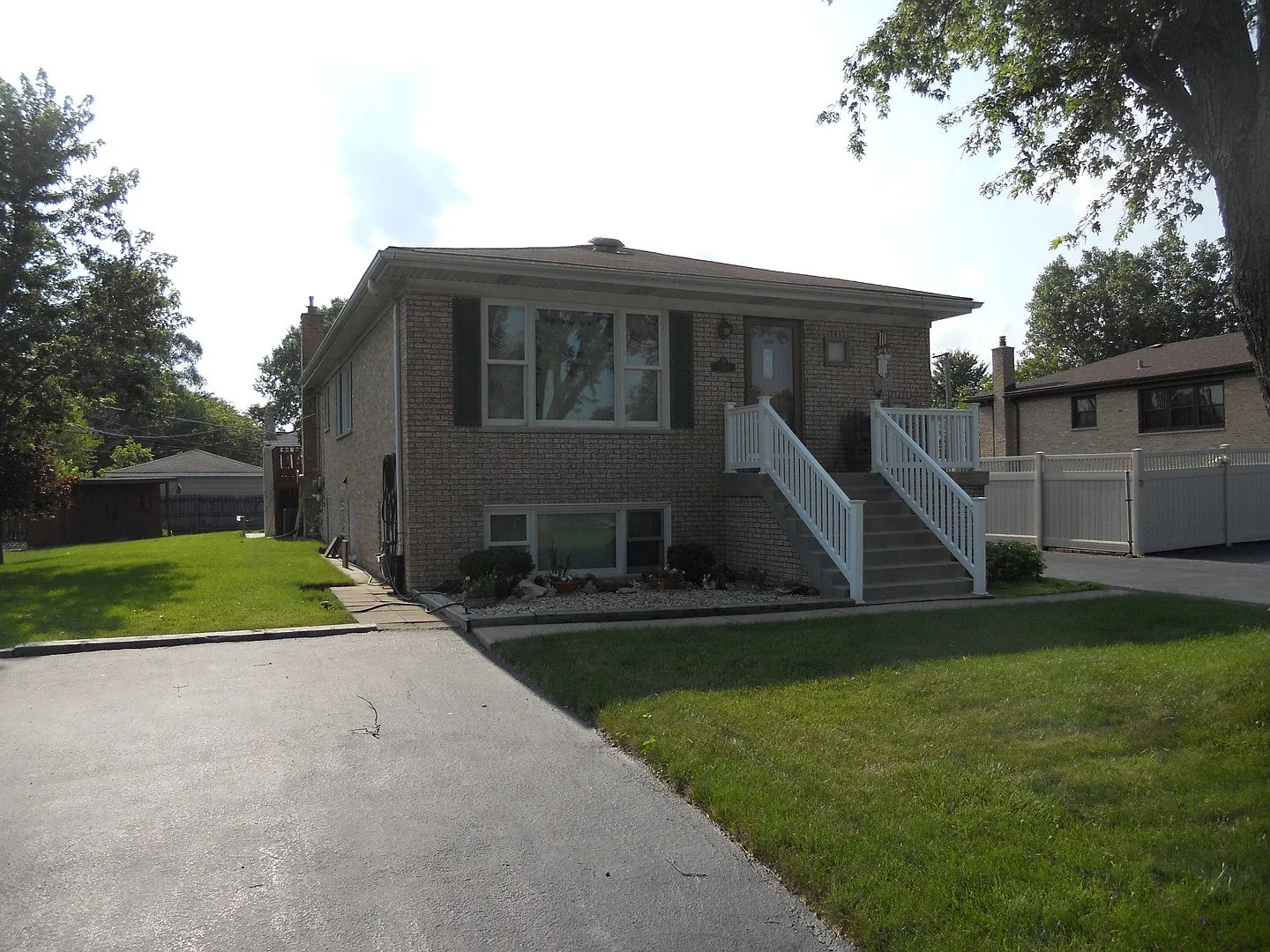 8424 S 83rd Ave photo 1