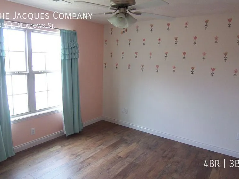 2854 W Meadows Dr — Photo 18