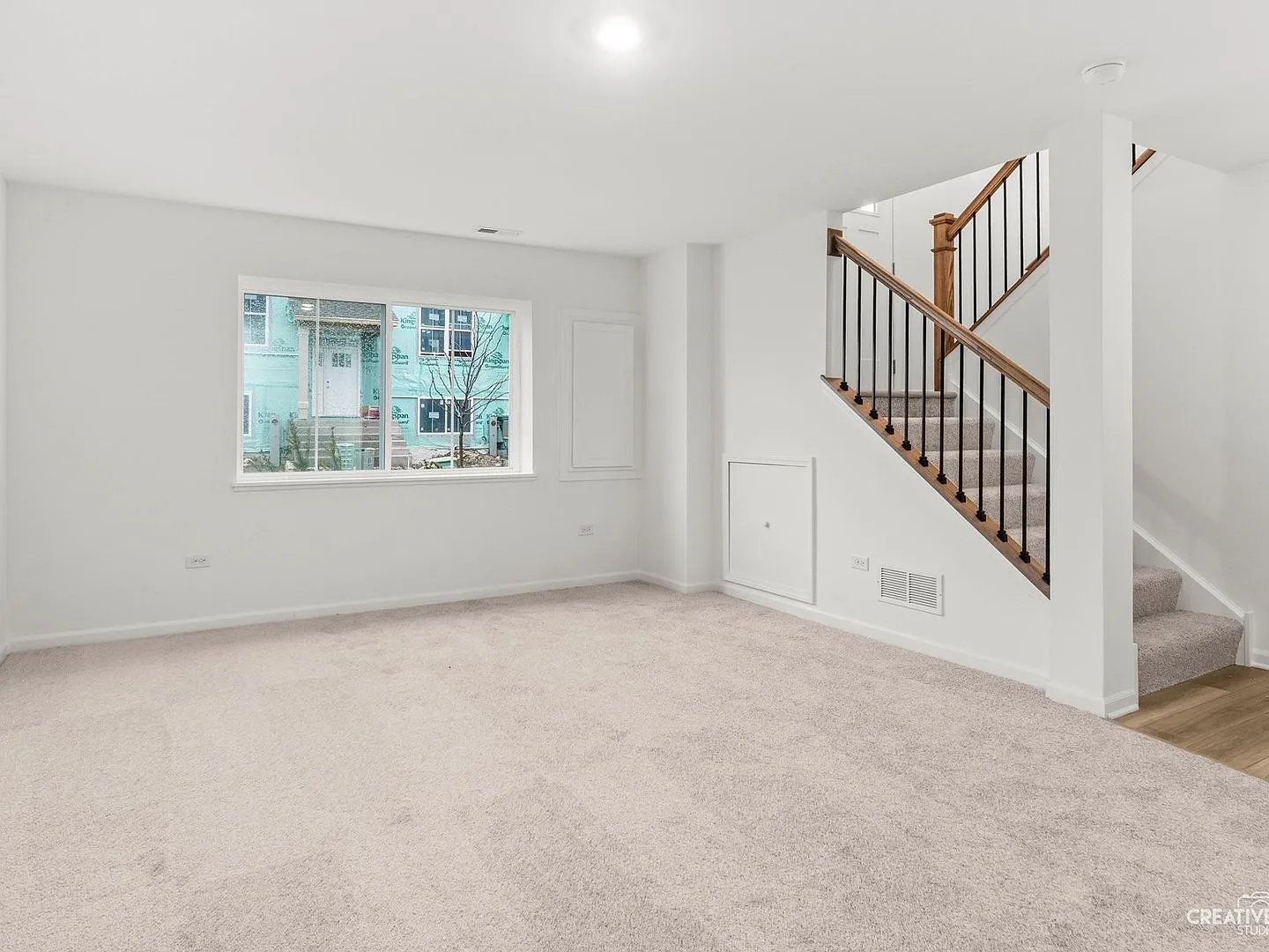 3 bed, 2.5 bath, 2039 sqft, $3,000 — Photo 2