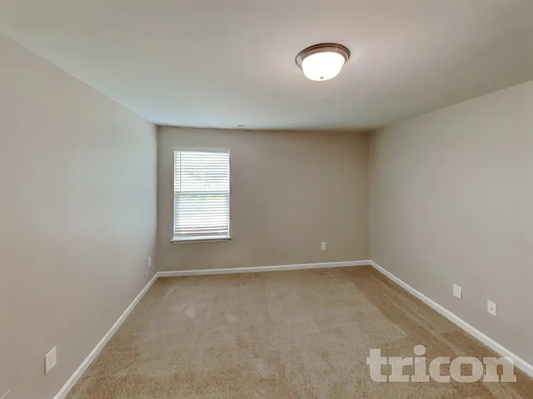 5 Stanwick Ct — Photo 13