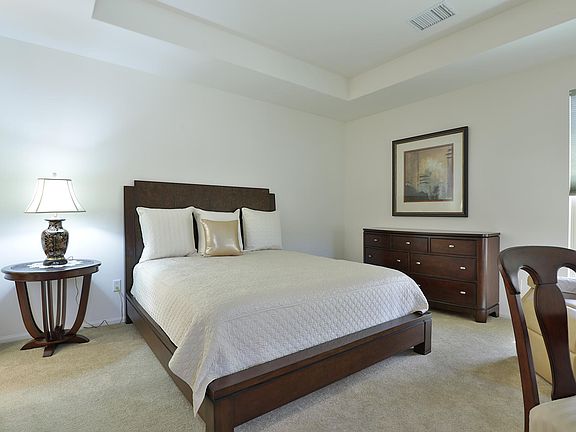 5th image of 82713 Summerhill Ct