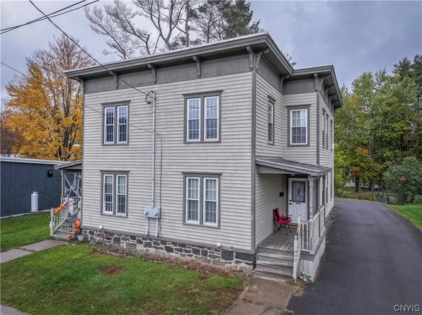 26 Slawson St, Dolgeville, NY 13329