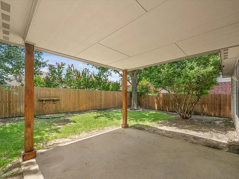 5817 Quicksilver Dr — Photo 24