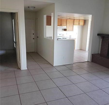 5th image of 2981 Country Manor Ln APT 118