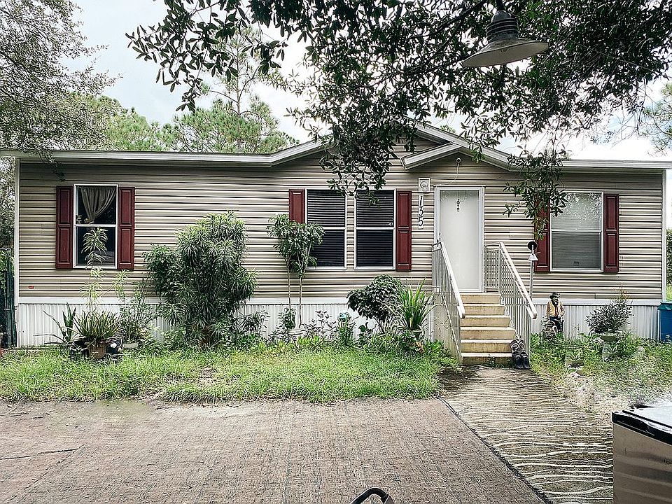 1st image of 135 N Arboleda St