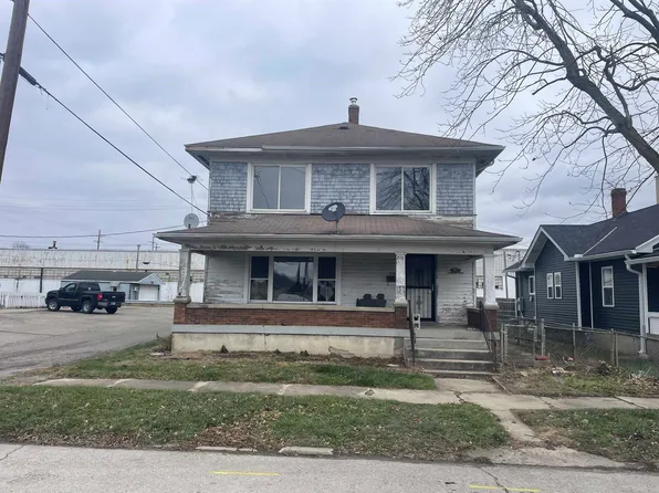 218 E 9th St, Connersville, IN 47331