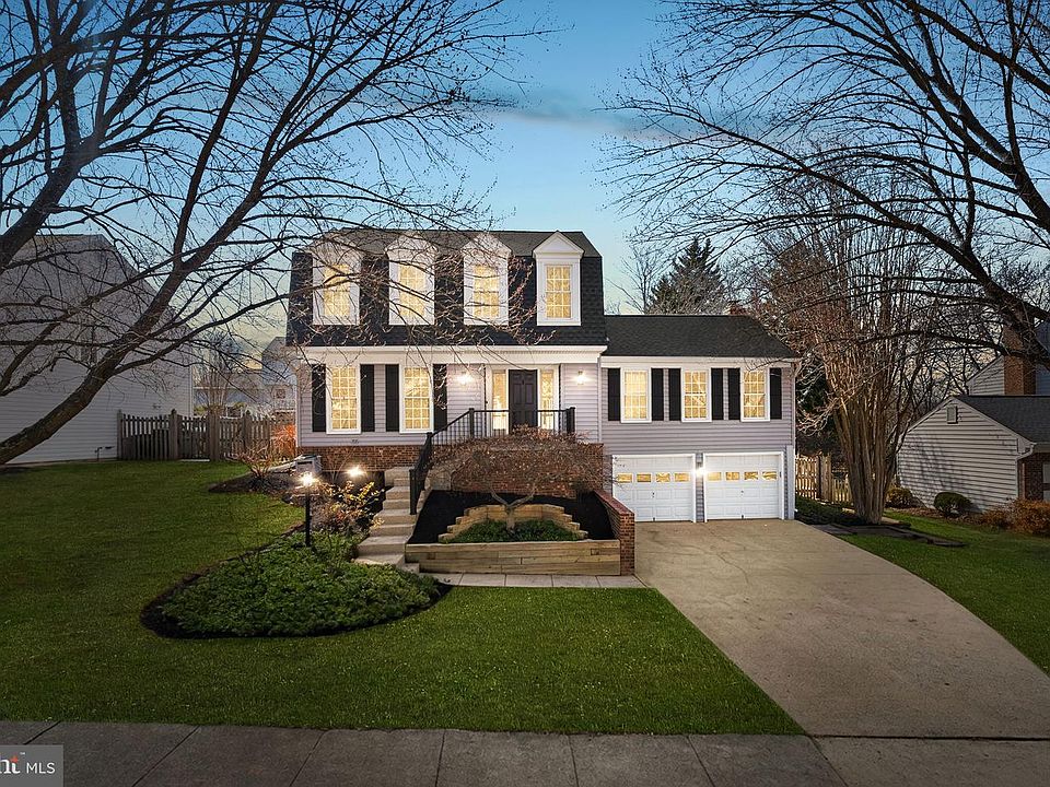 1st image of 105 Country Rd