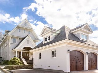 34 Bayshore Dr, Milford, CT 06460