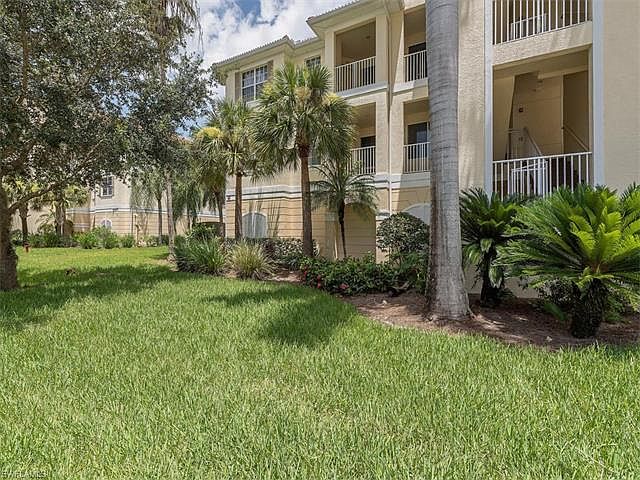 1st image of 4863 Hampshire Ct APT 101