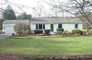 2nd image of 167 Topsfield Rd