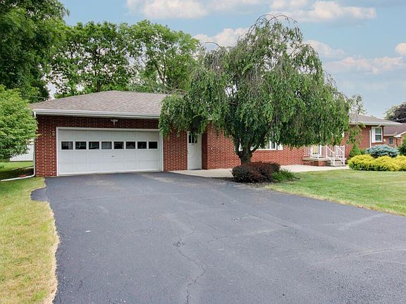 4th image of 619 Skyline Dr