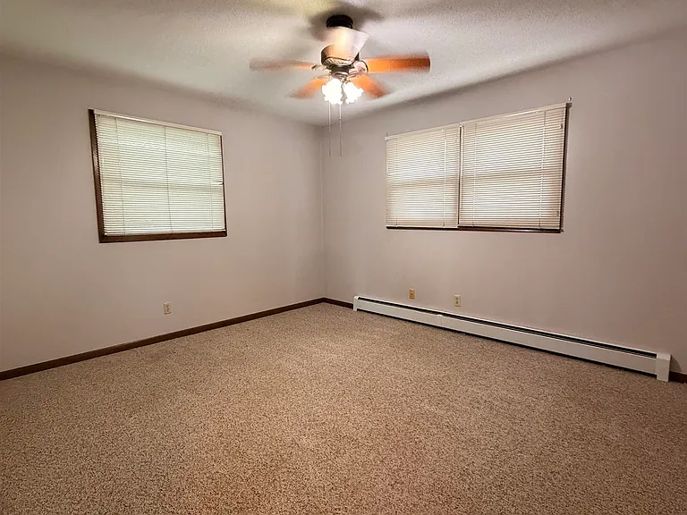 1501 Hill Ave #1 — Photo 2