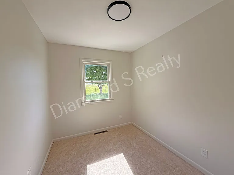 9297 E State Highway D — Photo 16