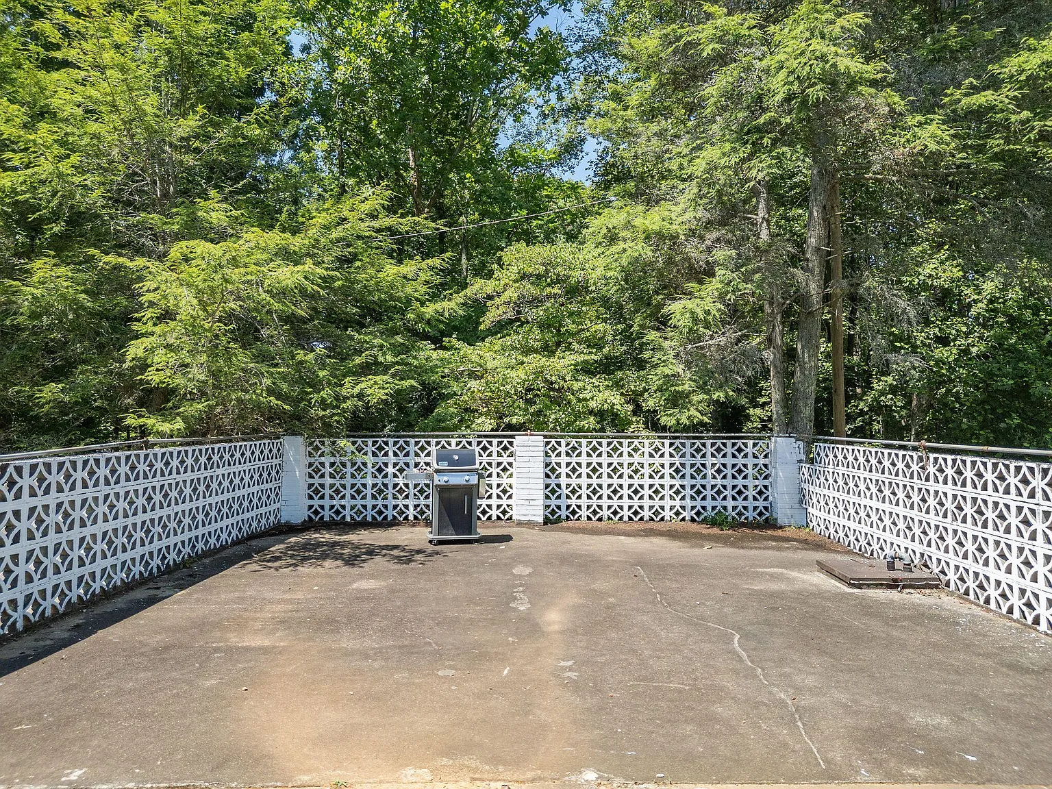 1 bed, 1.0 bath, 650 sqft, $495 — Photo 2