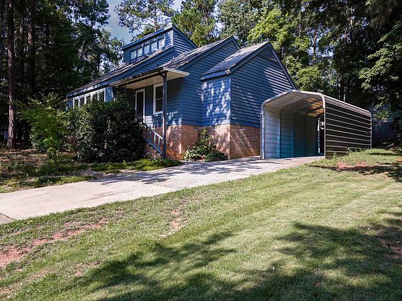 3rd image of 1744 Willow Creek Dr