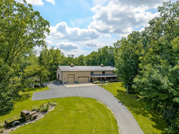 11475 Breniger Ln, Darlington, WI 53530