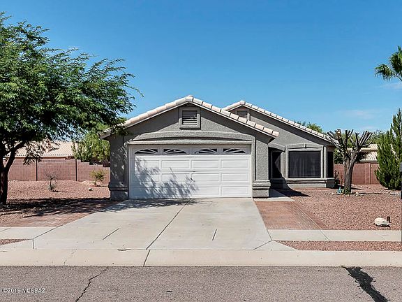 2nd image of 1706 W Calle Carinosa