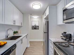 3050 Pharmacy Avenue, Toronto, ON M1W 2N7