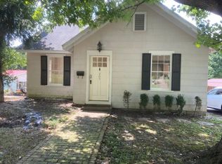 205 College St, Greenville, KY 42345