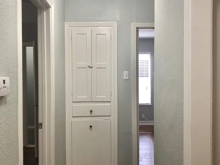 2813 Mitchell Ave — Photo 20