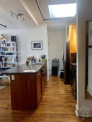 Rented by Compass | media 13