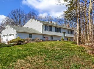 21 Cortland Pl, Oxford, CT 06478
