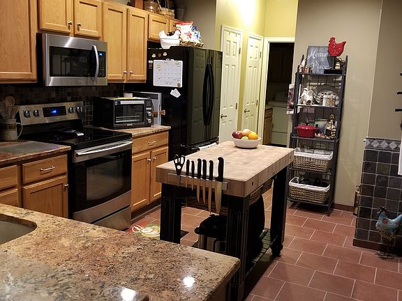 5th image of 148 Jamie Lynn Cir