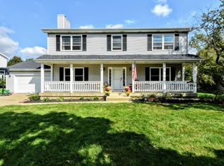 3310 Turnberry Dr, McHenry, IL 60050