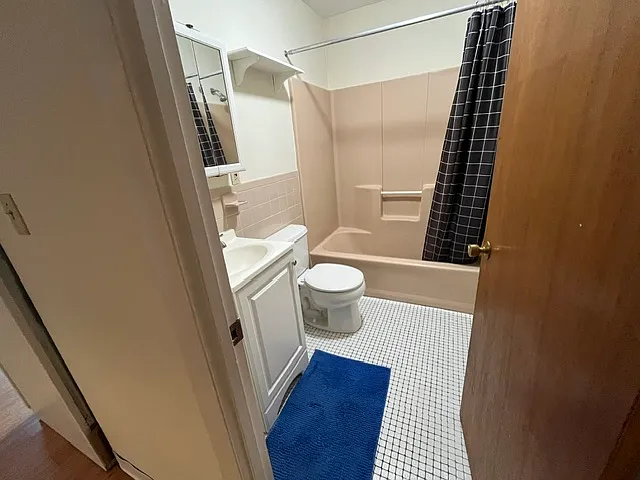 1 bed, $2,200 — Photo 4