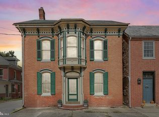 127 W King St, East Berlin, PA 17316