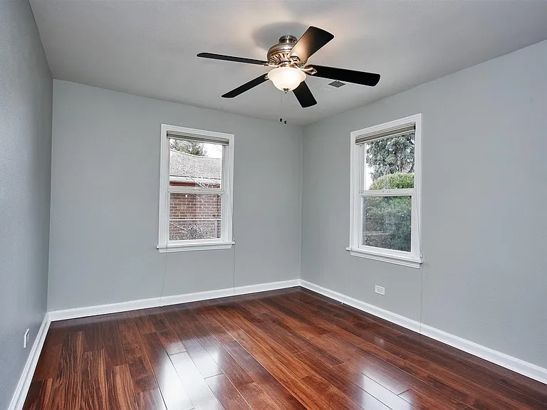2610 N Cook St — Photo 23