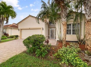 317 NW Clearview Ct, Port Saint Lucie, FL 34986