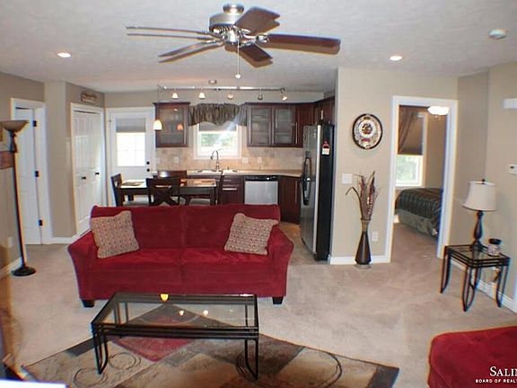 3rd image of 3024 Stone Creek Ct