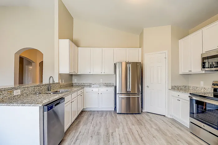 109 Jennie Marie Cir — Photo 8