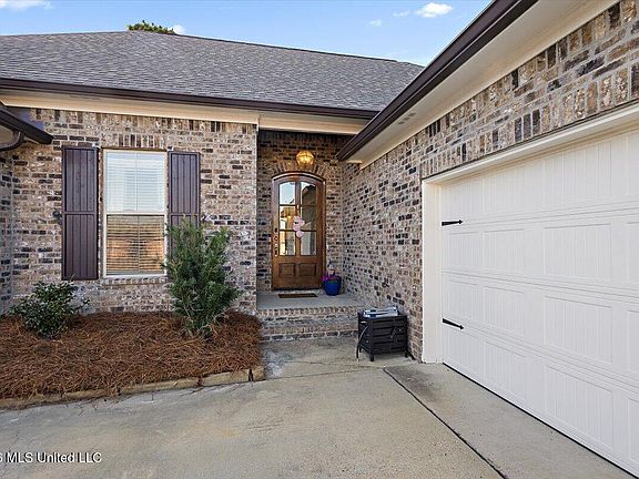4th image of 115 Bremen Way