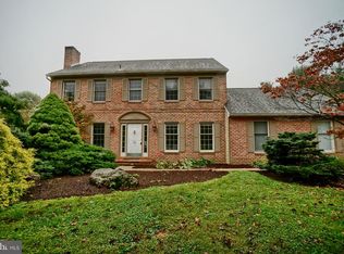 73 Flint Ridge Dr, Reading, PA 19607