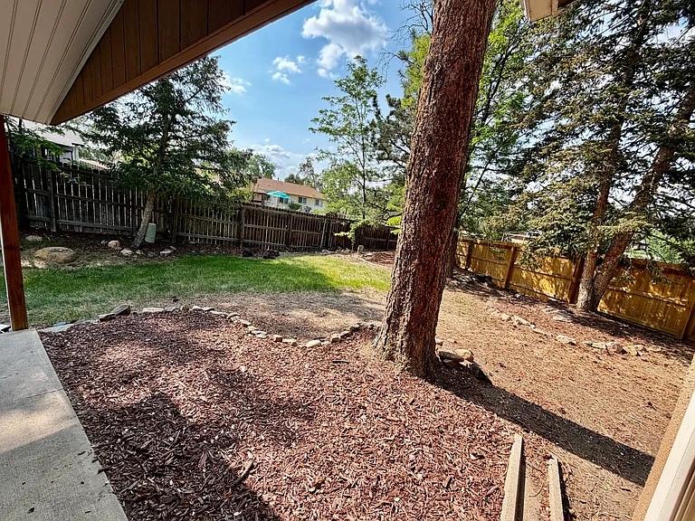7478 Pomona Dr S — Photo 10