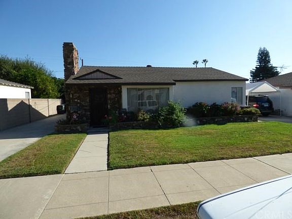 2nd image of 1424 E Century Dr