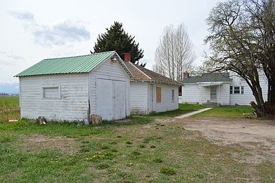 4th image of 429 Willoughby Ln