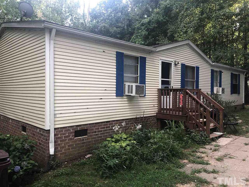 2nd image of 1712 Mountain Rd