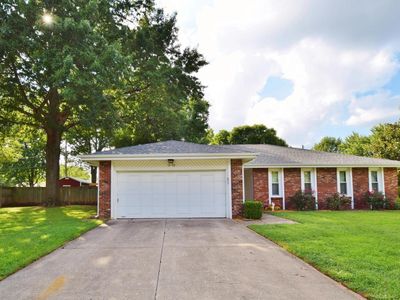 5509 S Dollison Ave, Springfield, MO, 65810