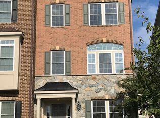 607 Fox River Hills Way, Glen Burnie, MD 21060
