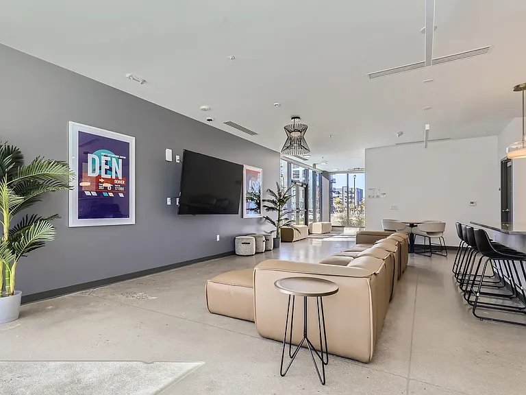 Stanley House Apartments — Photo 7