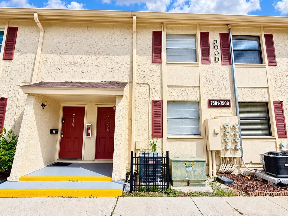 7501 Gallineta Ct #1-7501-1