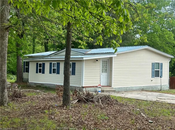 1071 Koontz Rd, Lexington, NC 27295