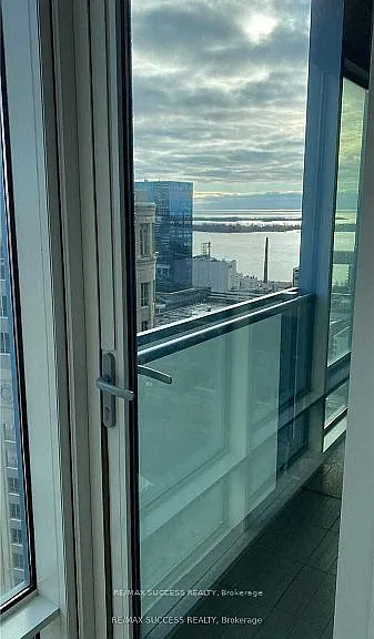 8 The Esplanade #3109 — Photo 16
