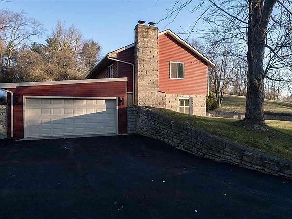 3rd image of 2392 Minneman Rd