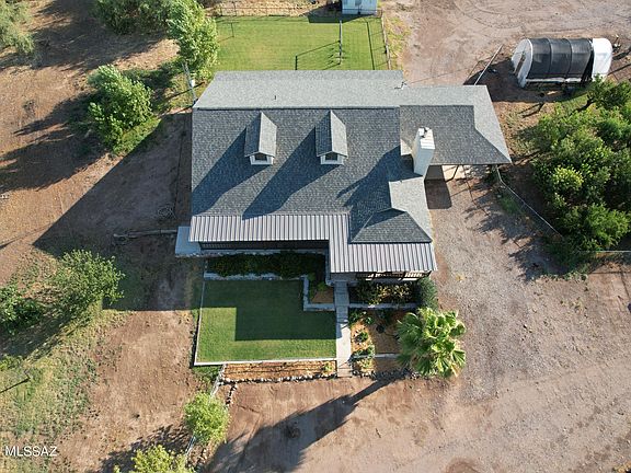 3rd image of 5634 W Marshall Ln