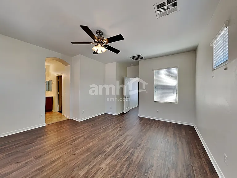 14584 W Maui Ln — Photo 9