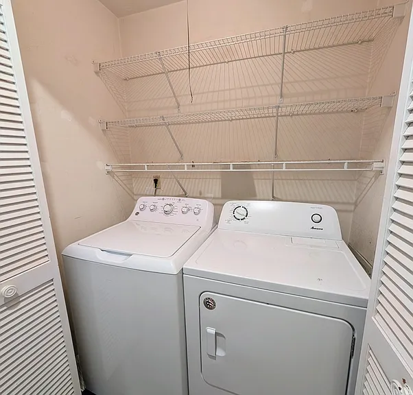 151 Parkbrook Cir #1 — Photo 8